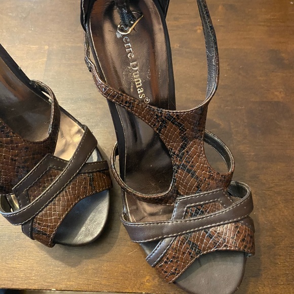 Snake skin stilettos. G2G - Picture 4 of 8